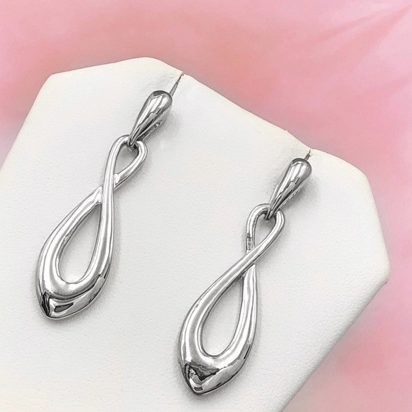 🍀 Silver Simple Smooth Post Drop Earrings - Picture 1 of 4
